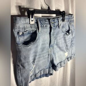 Denizen from Levi’s Mom Denim Distressed Cuffed Shorts Juniors Size 11 EPC